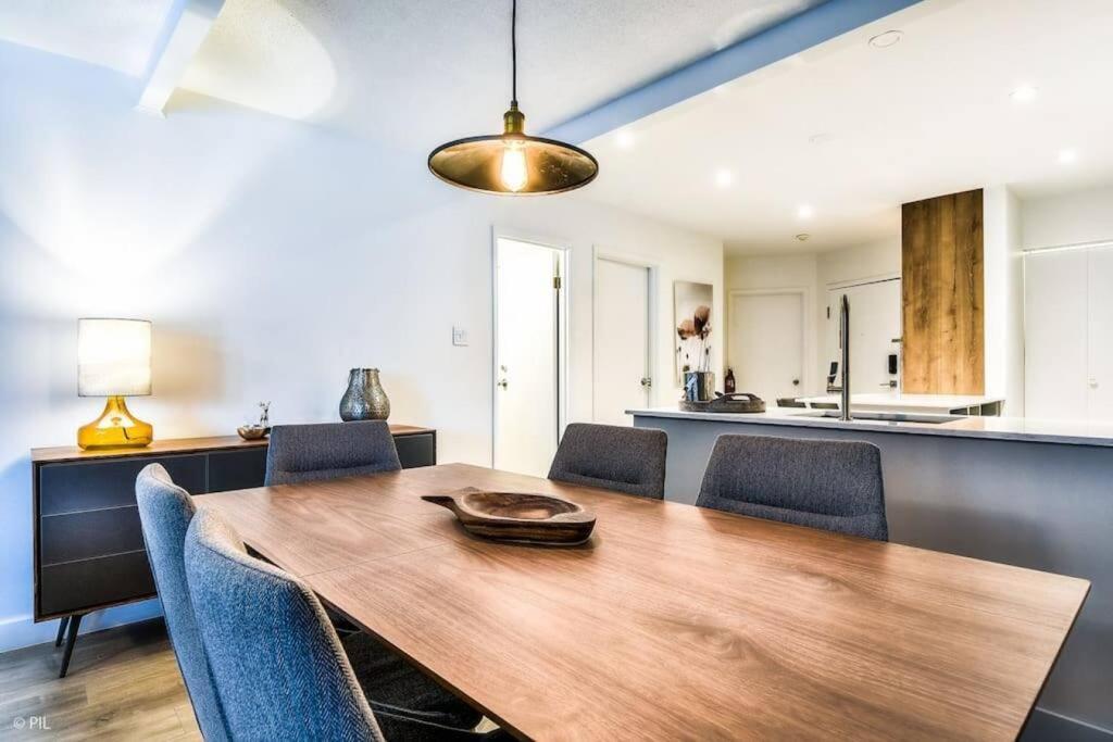 Chic Mt-Tremblant Condo With View On The Lake By Denstays Монт-Тремблант Екстериор снимка