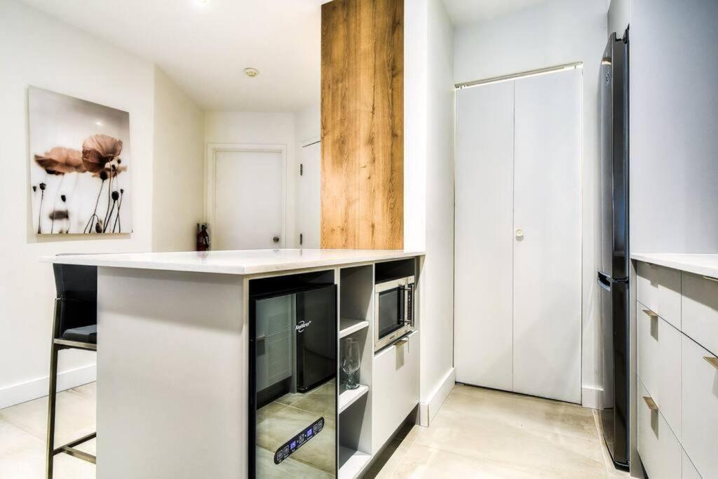 Chic Mt-Tremblant Condo With View On The Lake By Denstays Монт-Тремблант Екстериор снимка